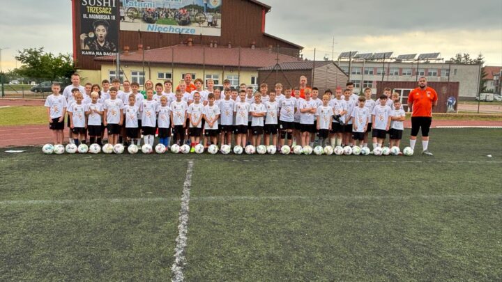 Pozdrowienia z obozu sportowego